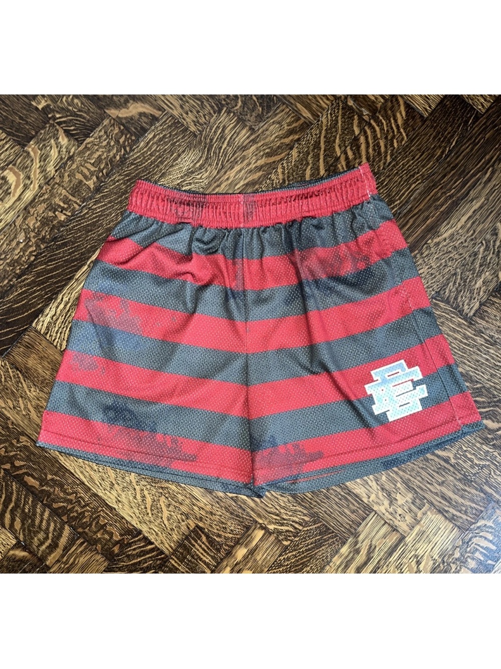 Eric Emanuel Men’s Freddy Kruger Oil Stain Striped Shorts Size XL